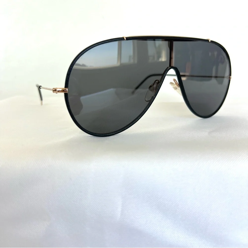 TOM FORD TF671 Mack Black Leather Rose Gold Metal Frame Aviator Large Sunglasses